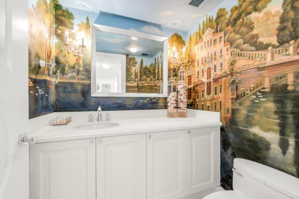 Mizner Court, 140 SE 5th Ave #Ph50, Boca Raton, Florida 33432, image 1