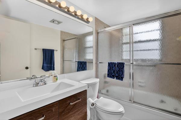 3080 Cornwall D, Boca Raton, Florida 33434, image 3