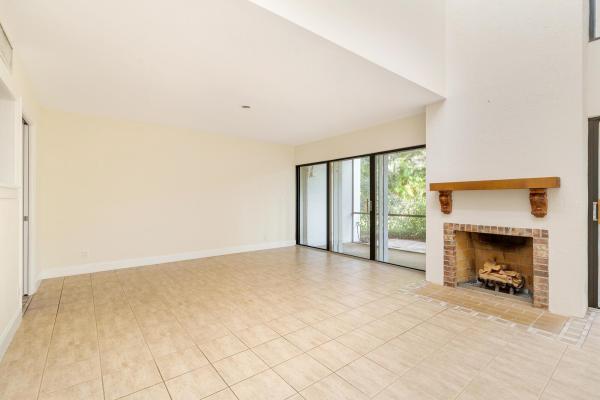 Mansionnaire, 1900 Presidential Way #1-F, West Palm Beach, Florida 33401, image 1