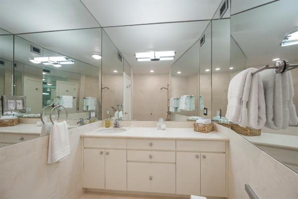 Palm Beach Towers, 44 Cocoanut Row #514A, Palm Beach, Florida 33480, image 2