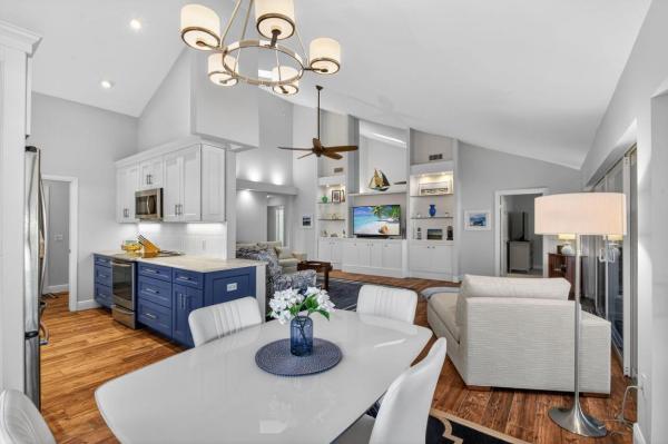 The Ridge At The Bluffs, 101 Cape Pointe Cir, Jupiter, Florida 33477, image 2