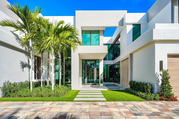 481 Thatch Palm Dr, Boca Raton, Florida 33432, image 2