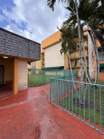 Las Estrellas, 606 W 81st St #111, Hialeah, Florida 33014, image 2