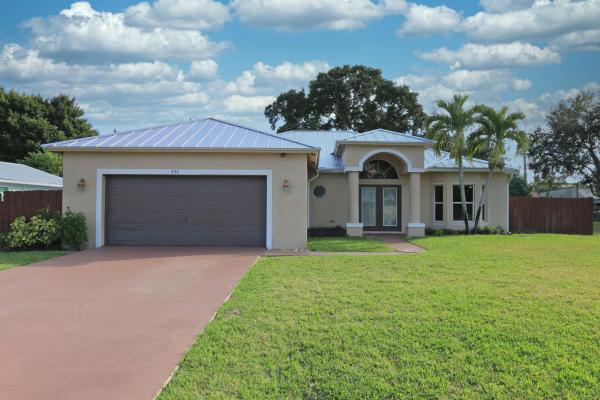 Floresta Pointe, 232 SE Verada Ave, Port St. Lucie, Florida 34983, image 1