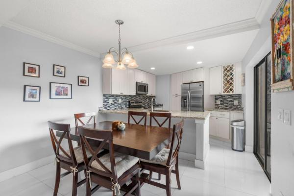 Banyan Lake, 8408 Trent Ct #C, Boca Raton, Florida 33433, image 3