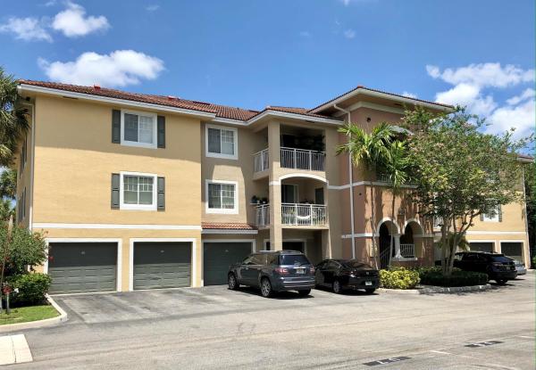 6434 Emerald Dunes Dr #203, West Palm Beach, Florida 33411, image 1