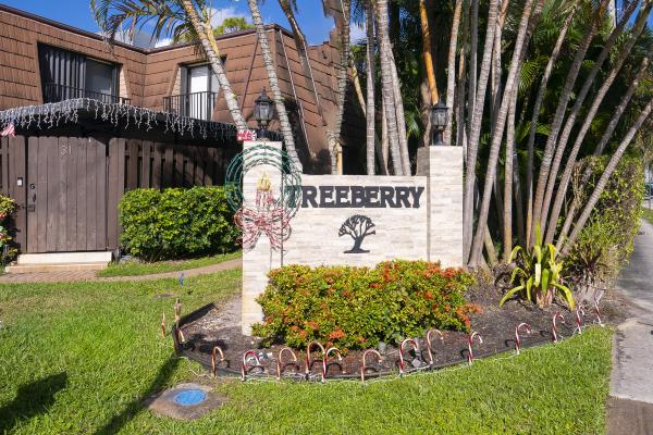 4211 Turnberry Cir #503, Lake Worth, Florida 33467, image 1