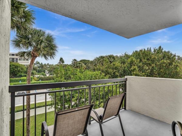 La Fontana, 2001 N Ocean Blvd #305, Boca Raton, Florida 33431, image 1