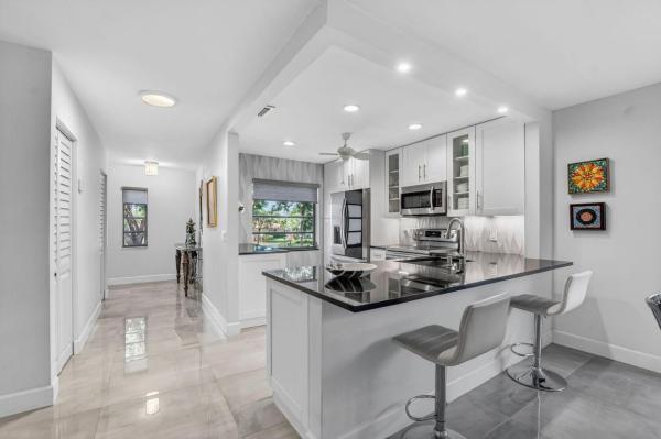 Fairways Of Boca Lago, 8310 Casa Del Lago #B, Boca Raton, Florida 33433, image 1