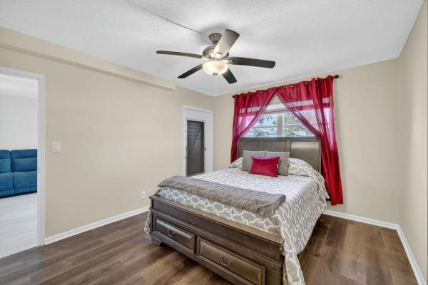 Lighthouse Point Gardens South, 2050 NE 39th St #210S, Lighthouse Point, Florida 33064, image 1