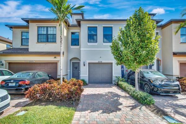 Preston Square, 2374 Post St #, Palm Springs, Florida 33406, image 1