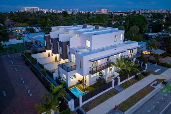 Lake Ridge, 1222 NE 15th Ave, Fort Lauderdale, Florida 33304, image 1