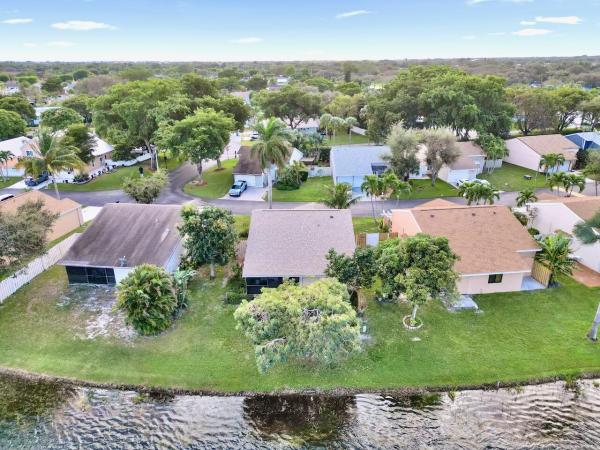 Boynton Lakes North, 32 Buxton Ln, Boynton Beach, Florida 33426, image 2