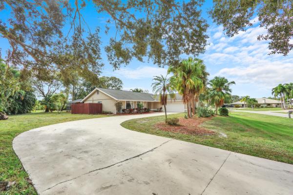 Sandpiper Bay, 3060 SE Darien Rd, Port St. Lucie, Florida 34952, image 2