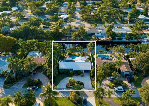 Edgewater Estates, 2301 NE 15th Ter, Wilton Manors, Florida 33305, image 1