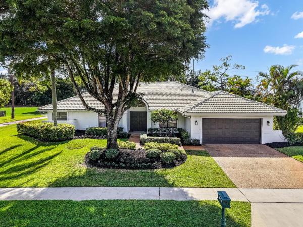 Boca Woods Country Club, 10726 Boca Woods Ln, Boca Raton, Florida 33428, image 1