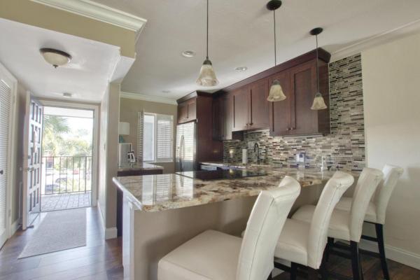 4465 Luxemburg Ct #305, Lake Worth, Florida 33467, image 1