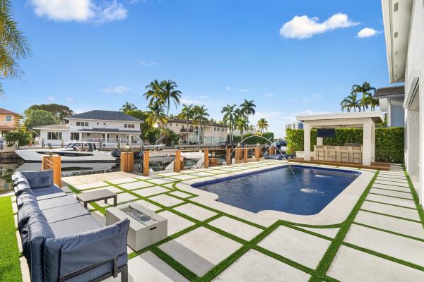Eastern Shores, 16430 NE 30th Ave, North Miami Beach, Florida 33160, image 1