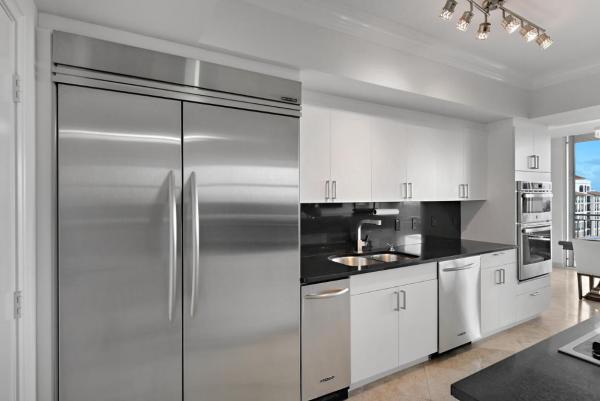 Palmetto Place, 99 SE Mizner Blvd, Boca Raton, Florida 33432, image 2