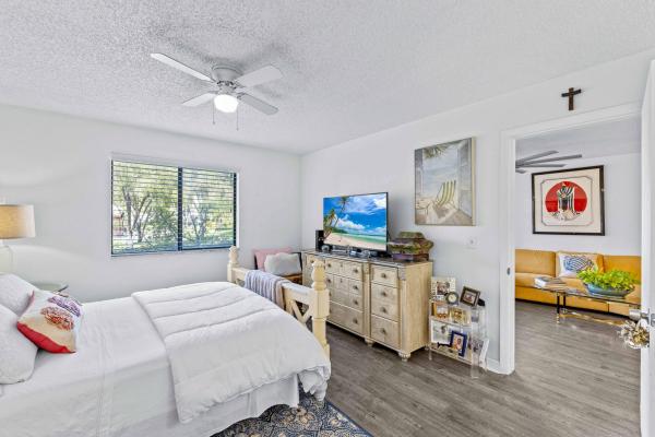 3138 Via Poinciana #116, Lake Worth, Florida 33467, image 1