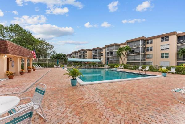 Boca Teeca, 6300 NW 2nd Ave #2010, Boca Raton, Florida 33487, image 3