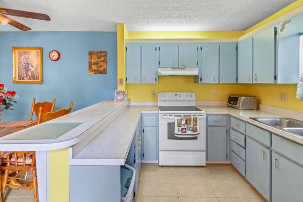 The Pines At Lawnwood, 1402 Nebraska Ave #13, Fort Pierce, Florida 34950, image 3