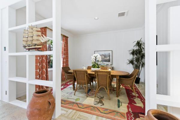 Bello Lido, 110 Merrain Rd, Palm Beach, Florida 33480, image 1