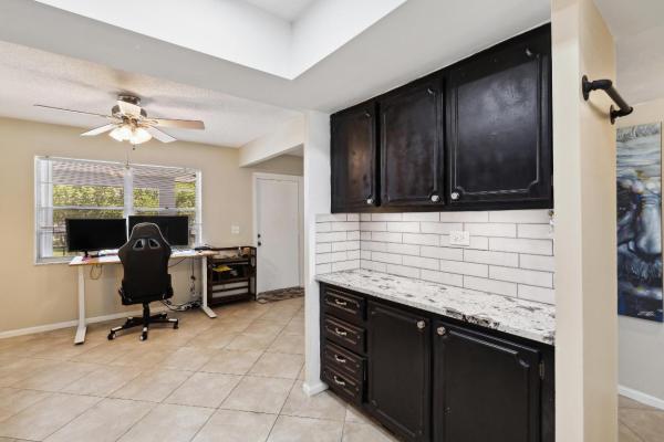 Royal Point Manor East, 3075 E Gardens East Dr #32, Palm Beach Gardens, Florida 33410, image 2