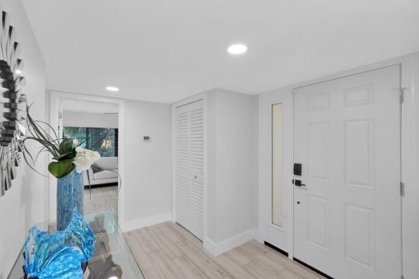 Twelve Oaks, 1660 Twelve Oaks Way #101, North Palm Beach, Florida 33408, image 2