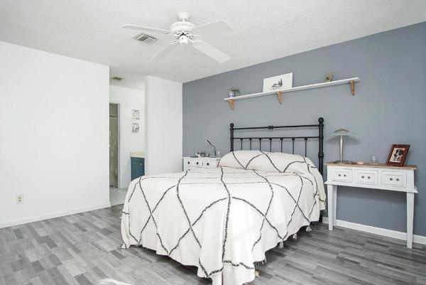 High Point Of Fort Pierce, 1203 S Lakes End Dr #E-2, Fort Pierce, Florida 34982, image 1