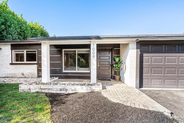 Laurel Hills, 1009 NW 8th St, Boynton Beach, Florida 33426, image 1