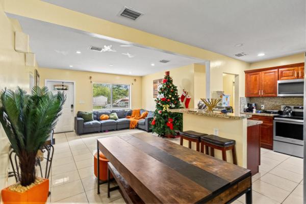 Biscayne Village Heights, 13150 NW 10th Ave, North Miami, Florida 33168, image 2