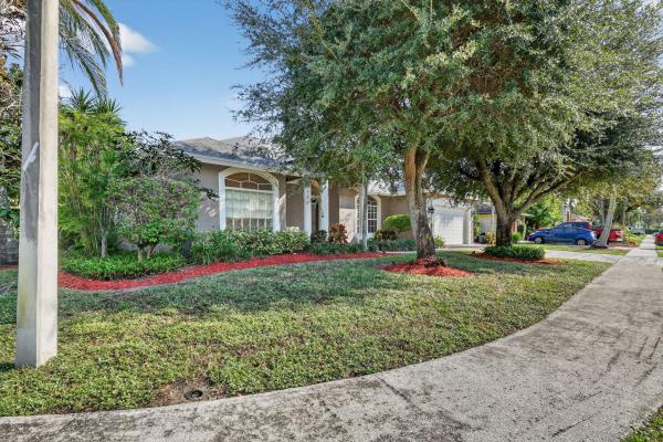 Sugar Pond Manor, 1500 Firethorn Dr, Wellington, Florida 33414, image 1