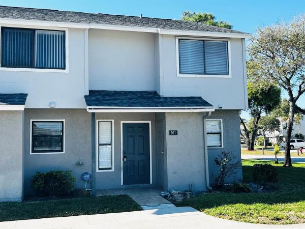 Canalakes, 101 Shoreview Dr, Greenacres, Florida 33463, image 1