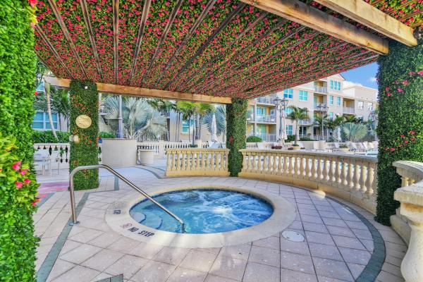 Palmetto Place, 99 SE Mizner Blvd, Boca Raton, Florida 33432, image 1