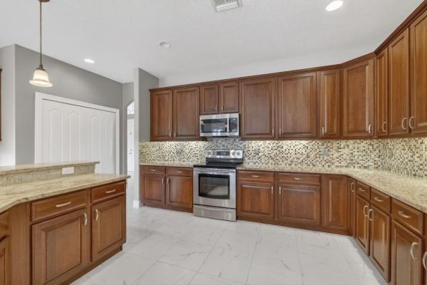 Bristol Lakes, 7405 Brunswick Cir, Boynton Beach, Florida 33472, image 1