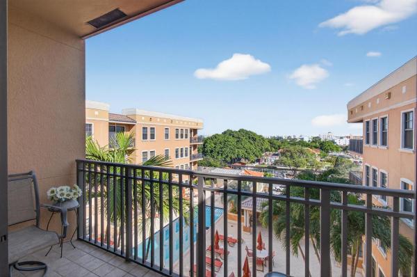 511 Lucerne Ave #612, Lake Worth, Florida 33460, image 1