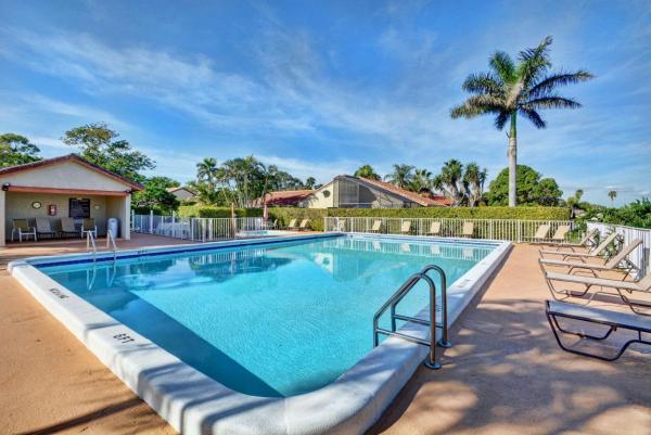 Rainberry Lake, 905 NW 21st Way, Delray Beach, Florida 33445, image 3