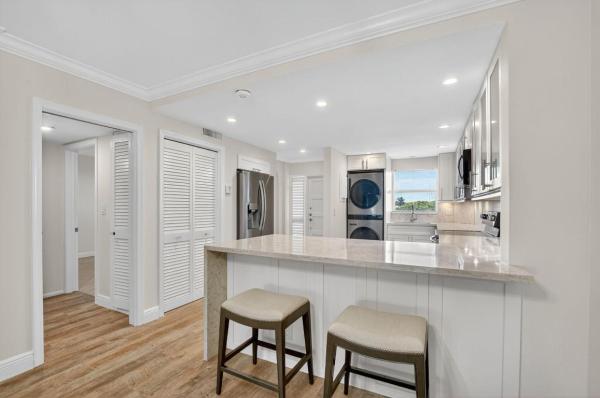 Newth Gardens, 1040 Banyan Rd #3050, Boca Raton, Florida 33432, image 1