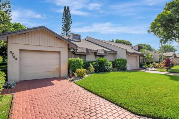 Versailles Court At The Fountains Country Club, 6749 Versailles Ct, Lake Worth, Florida 33467, image 1