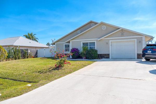 Swan Park, 725 SW Hibiscus St, Port St. Lucie, Florida 34983, image 2