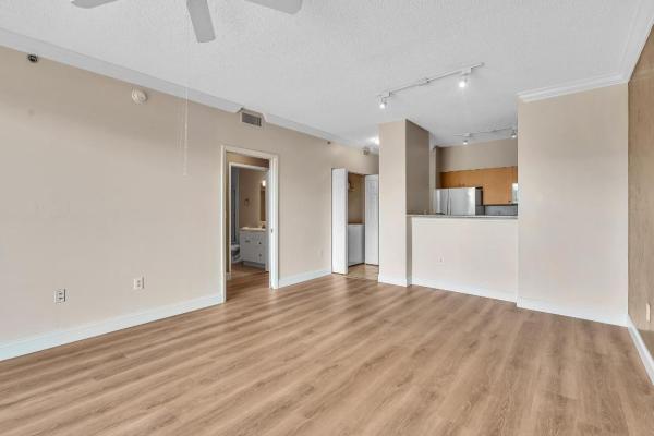 Montecito Palm Beach, 616 Clearwater Park Rd #508, West Palm Beach, Florida 33401, image 3
