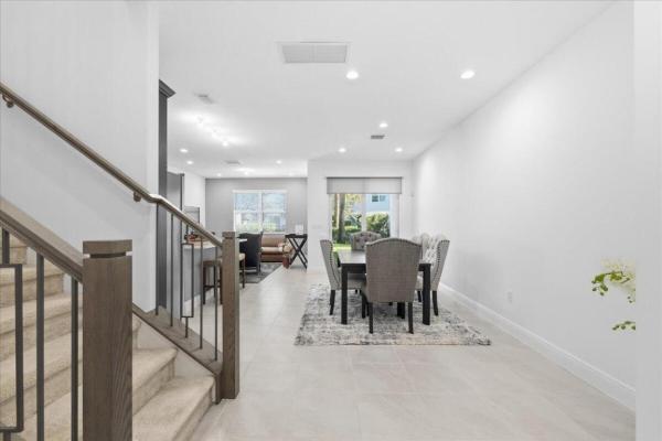 Sandpiper Pointe, 554 Sanderling Cir, Deerfield Beach, Florida 33442, image 1