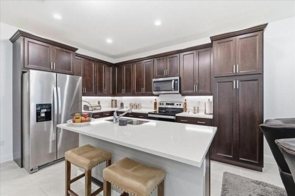 Sandpiper Pointe, 554 Sanderling Cir, Deerfield Beach, Florida 33442, image 1