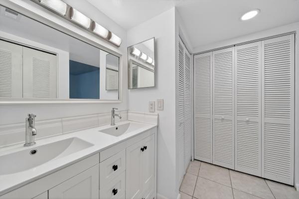 1679 SE Green Acres Cir #Mm 102, Port St. Lucie, Florida 34952, image 2