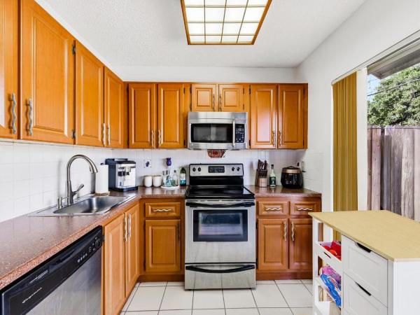 Cutler Creek Club, 10381 SW 205th Ter, Cutler Bay, Florida 33189, image 2