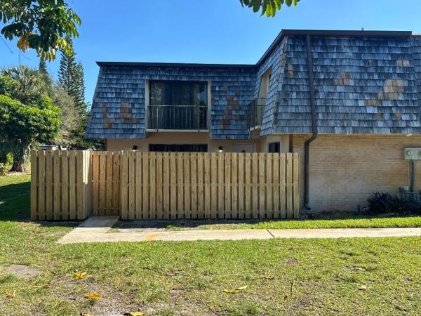 Lakewood Of Palm Springs, 152 Lake Arbor Dr, Palm Springs, Florida 33461, image 1