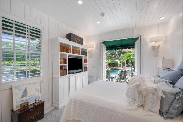 Equestrian Club Estates, 14130 Calypso Ln, Wellington, Florida 33414, image 1