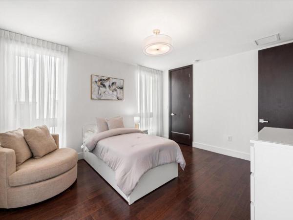 Oasis Park Square At Doral, 8405 NW 34th Dr #, Doral, Florida 33122, image 1