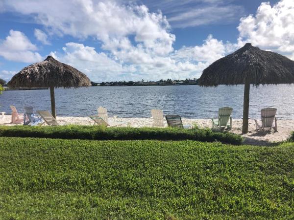 700 Scotia Dr #205, South Bay, Florida 33462, image 1